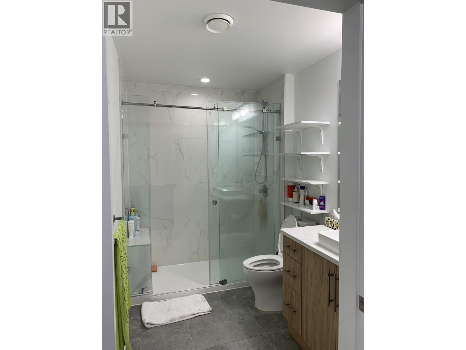 408 11703 Fraser Street, Maple Ridge, British Columbia  V2X 9A7 - Photo 8 - R3111780