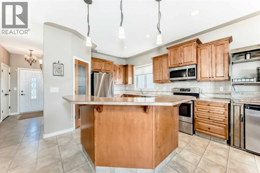 8 Filbert Close, Sylvan Lake, Alberta  T4S 2L2 - Photo 7 - A2288497