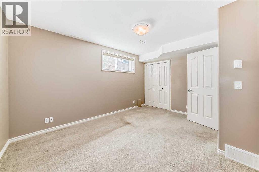 8 Filbert Close, Sylvan Lake, Alberta  T4S 2L2 - Photo 31 - A2288497