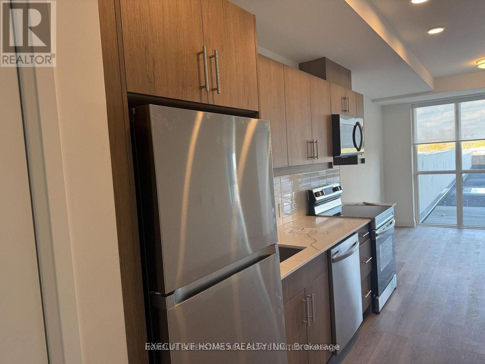 302 - 1333 Weber Street S, Kitchener, Ontario  N2A 1C2 - Photo 3 - X13108826