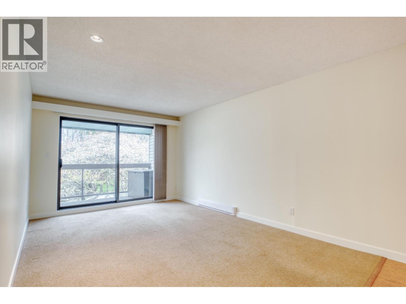 309 1422 E 3rd Avenue, Vancouver, British Columbia  V5N 5R5 - Photo 3 - R3121560