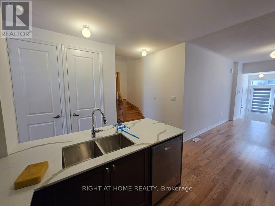 2892 Peter Mathews Drive, Pickering, Ontario  L1X 0S2 - Photo 16 - E13108850