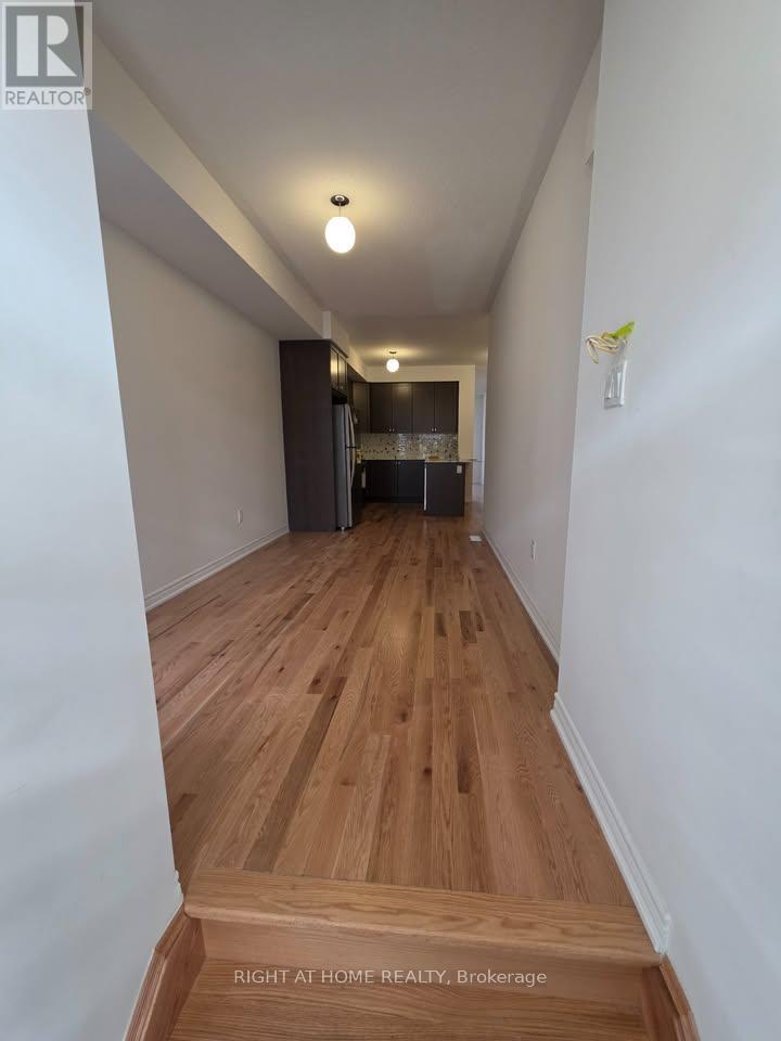 2892 Peter Mathews Drive, Pickering, Ontario  L1X 0S2 - Photo 4 - E13108850