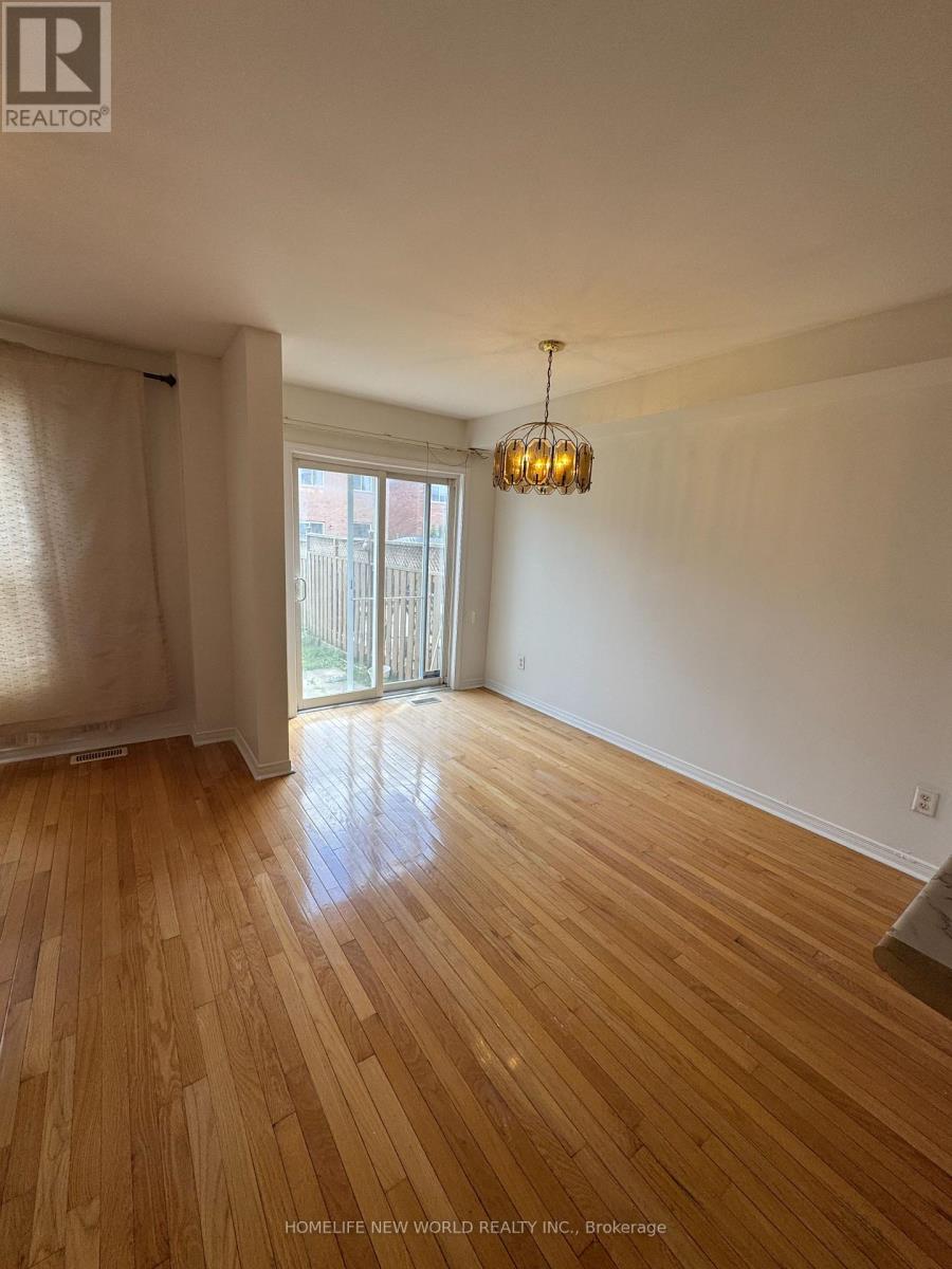 103 Cadillac Crescent, Brampton, Ontario  L7A 3B5 - Photo 8 - W12907612