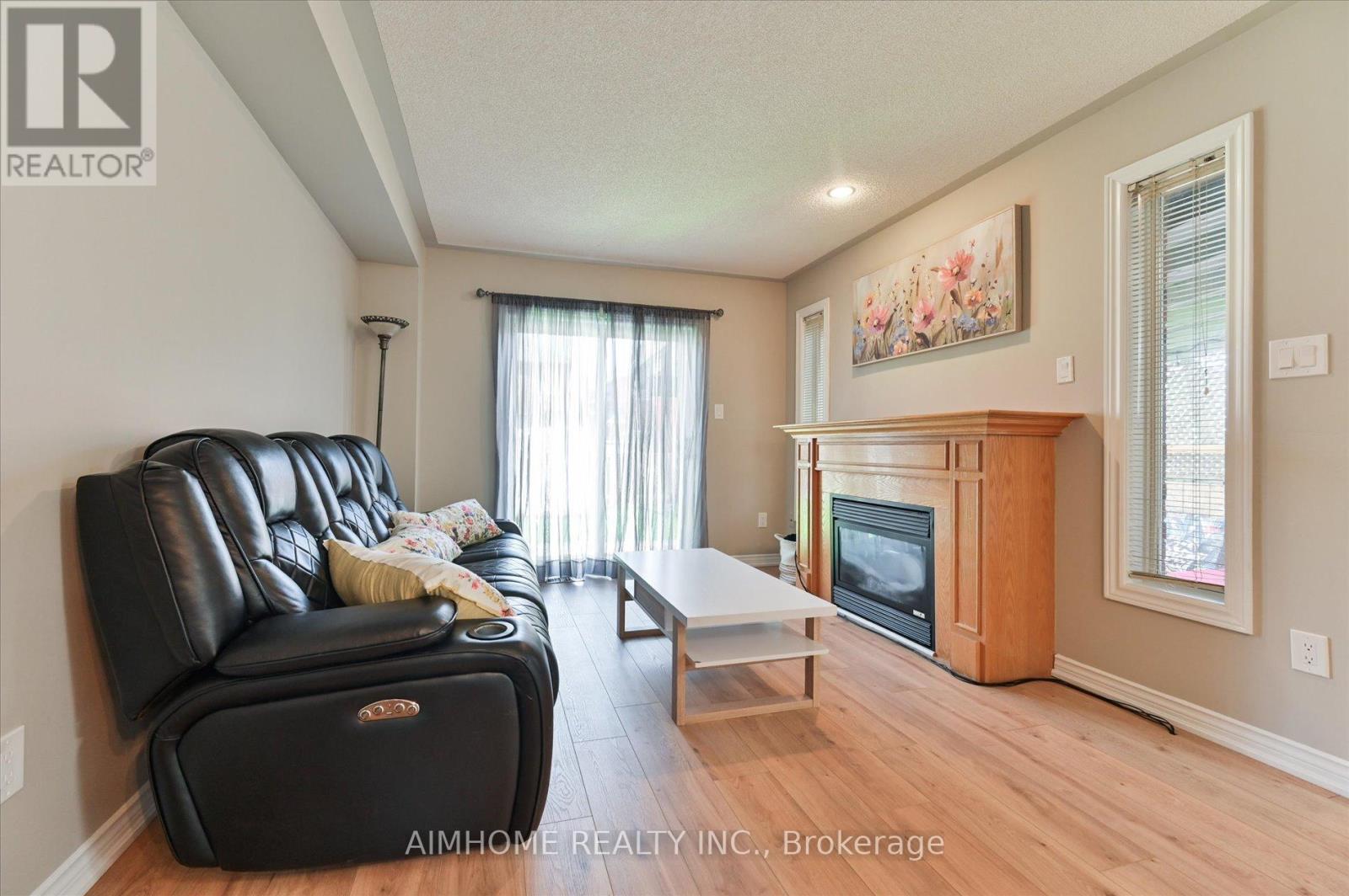 12 Boxhill Road, Markham, Ontario  L3S 4R1 - Photo 6 - N13108852