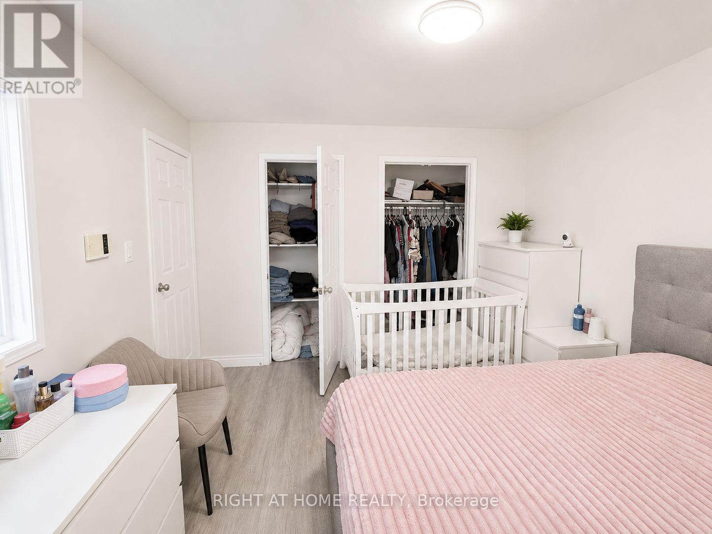 18 Clubhouse Court, Toronto, Ontario  M3L 2K5 - Photo 14 - W13108842