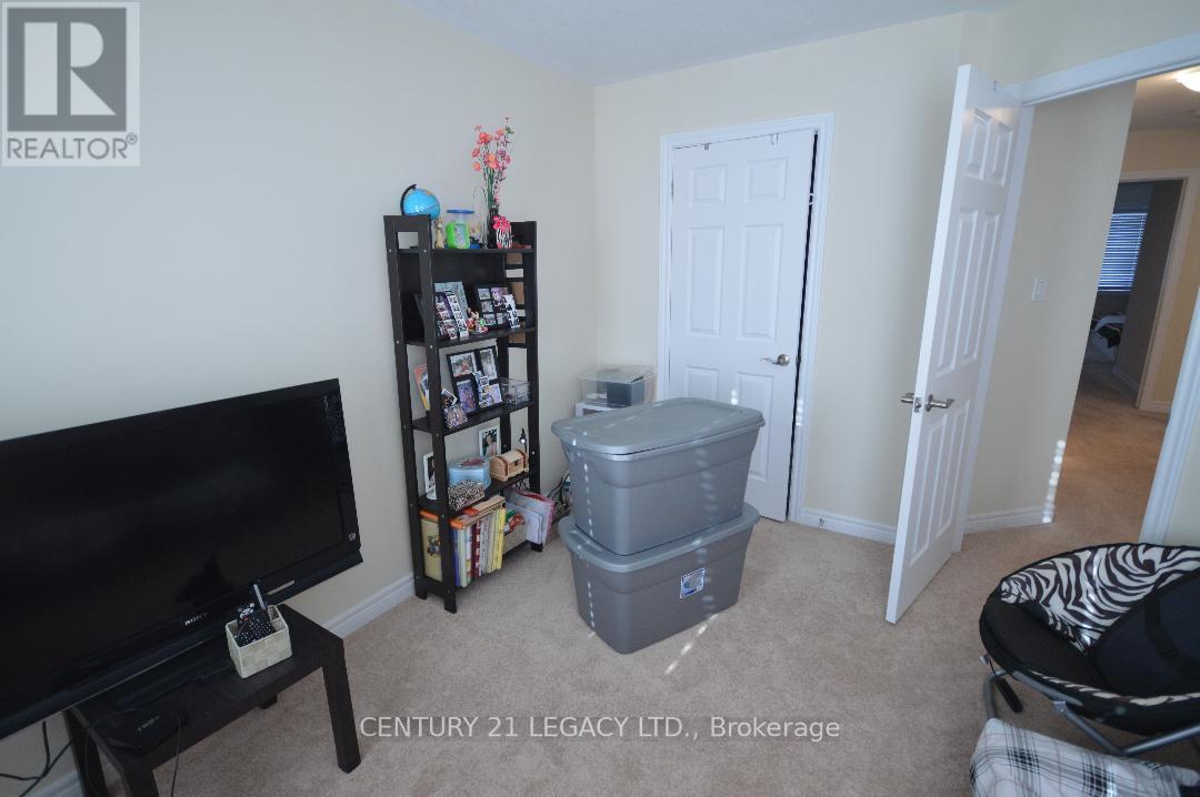 Unit 2 - 420 Linden Drive, Cambridge, Ontario  N3H 0C4 - Photo 19 - X13108848