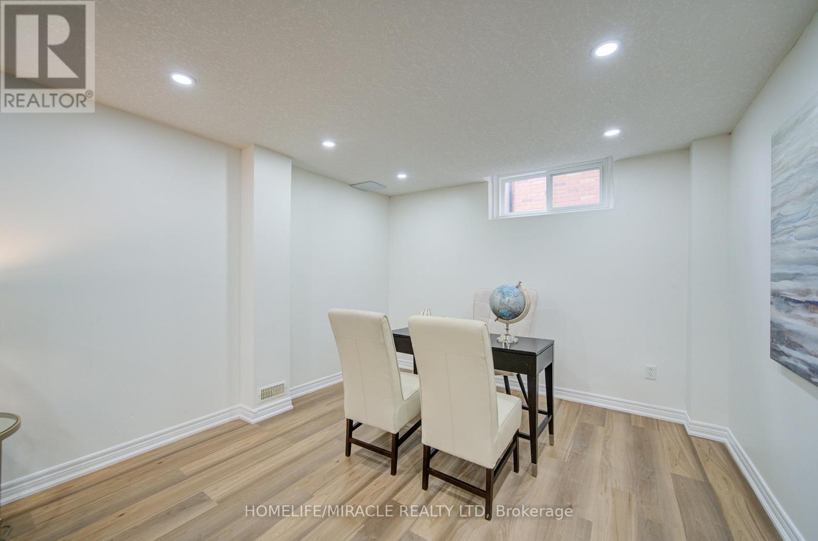 55 Mcfarlane Drive, Cambridge, Ontario  N3C 4L7 - Photo 46 - X13060334