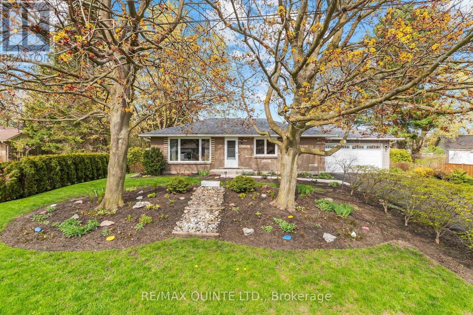 9 CHEER DRIVE, Brighton, Ontario