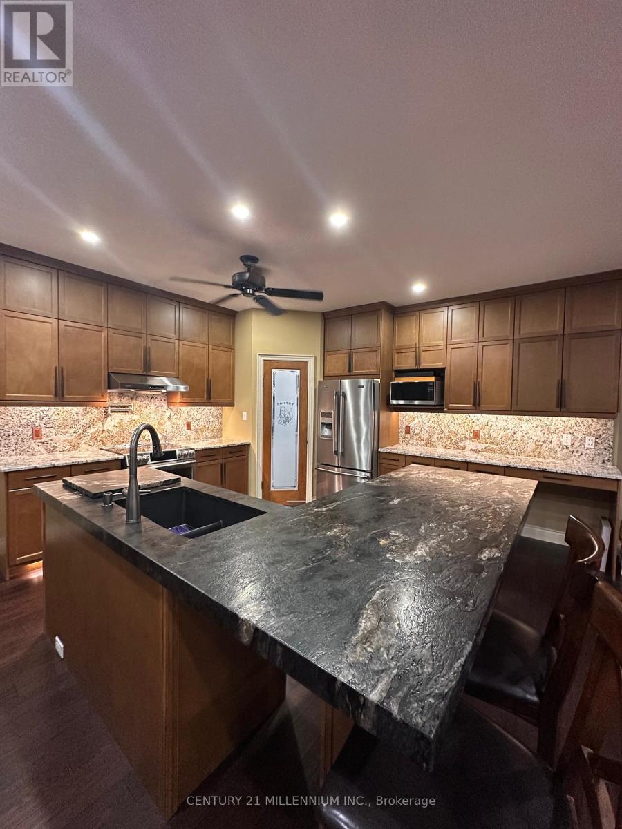 240 Elderberry Street, Orangeville, Ontario  L9W 5J9 - Photo 8 - W12963574