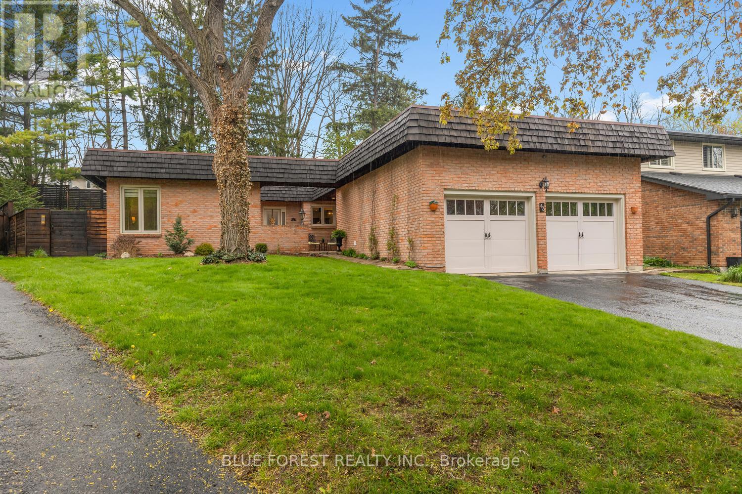 43 COMPTON CRESCENT, London South, Ontario
