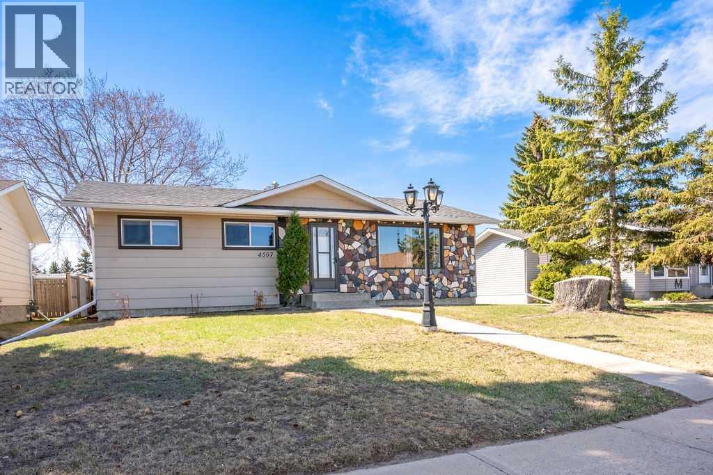 4507 55 Avenue, Vermilion, Alberta  T9X 1R2 - Photo 2 - A2309469