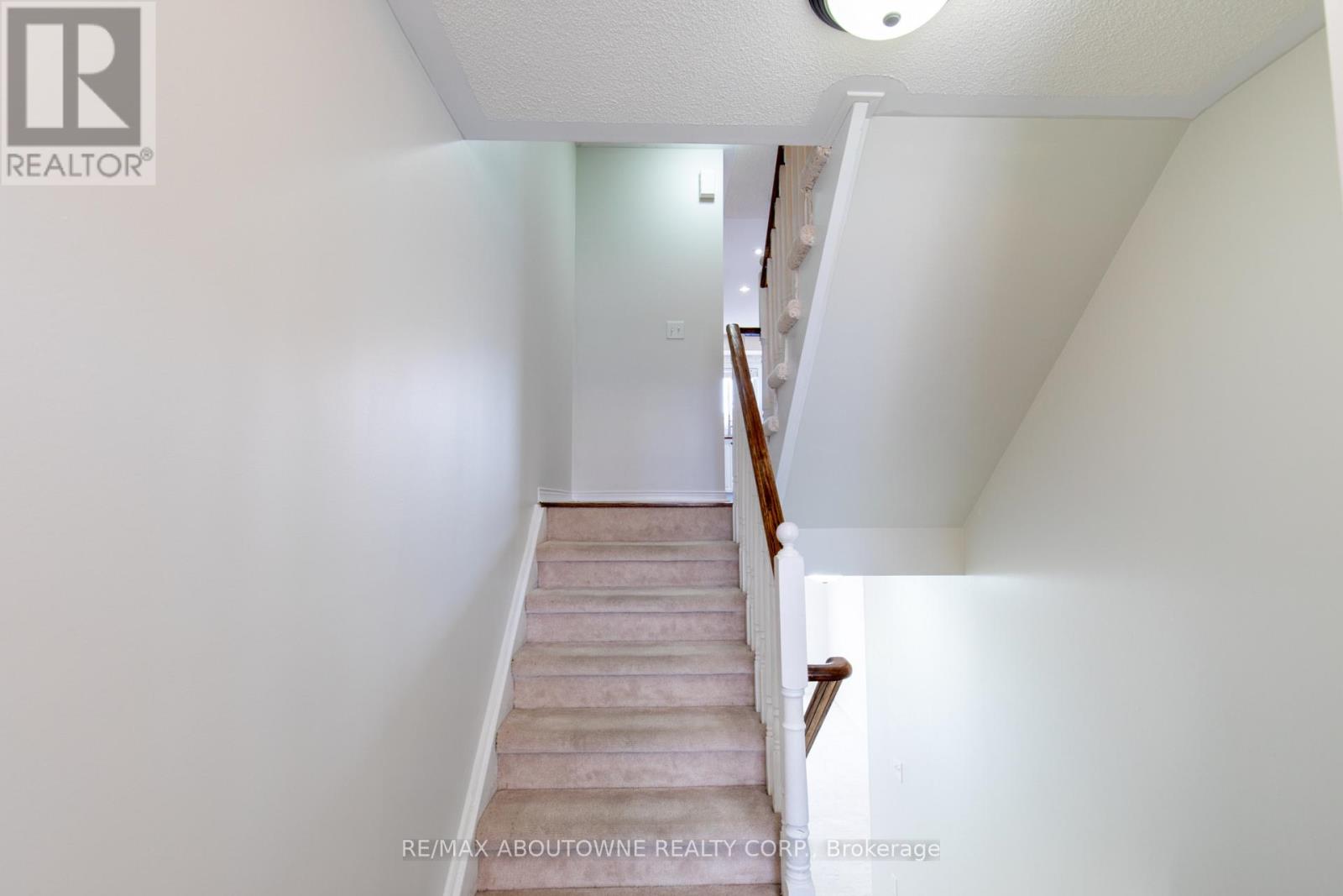 75 - 2178 Fiddlers Way, Oakville, Ontario  L6M 0L5 - Photo 4 - W13108866