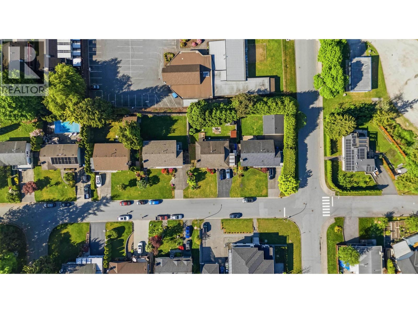1939 Connaught Avenue, Port Coquitlam, British Columbia  V3C 4C5 - Photo 6 - R3120888