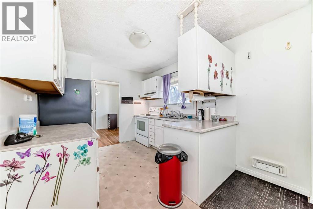 2215 37 Street SW, Calgary, Alberta  T3A 3A5 - Photo 7 - A2308381