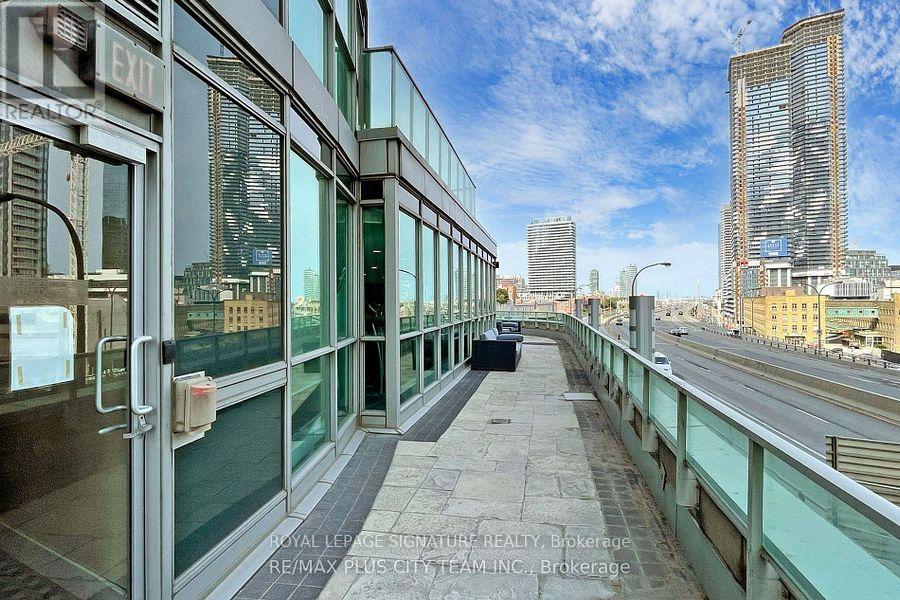 1701 - 18 Yonge Street, Toronto, Ontario  M5E 1Z8 - Photo 32 - C13098106