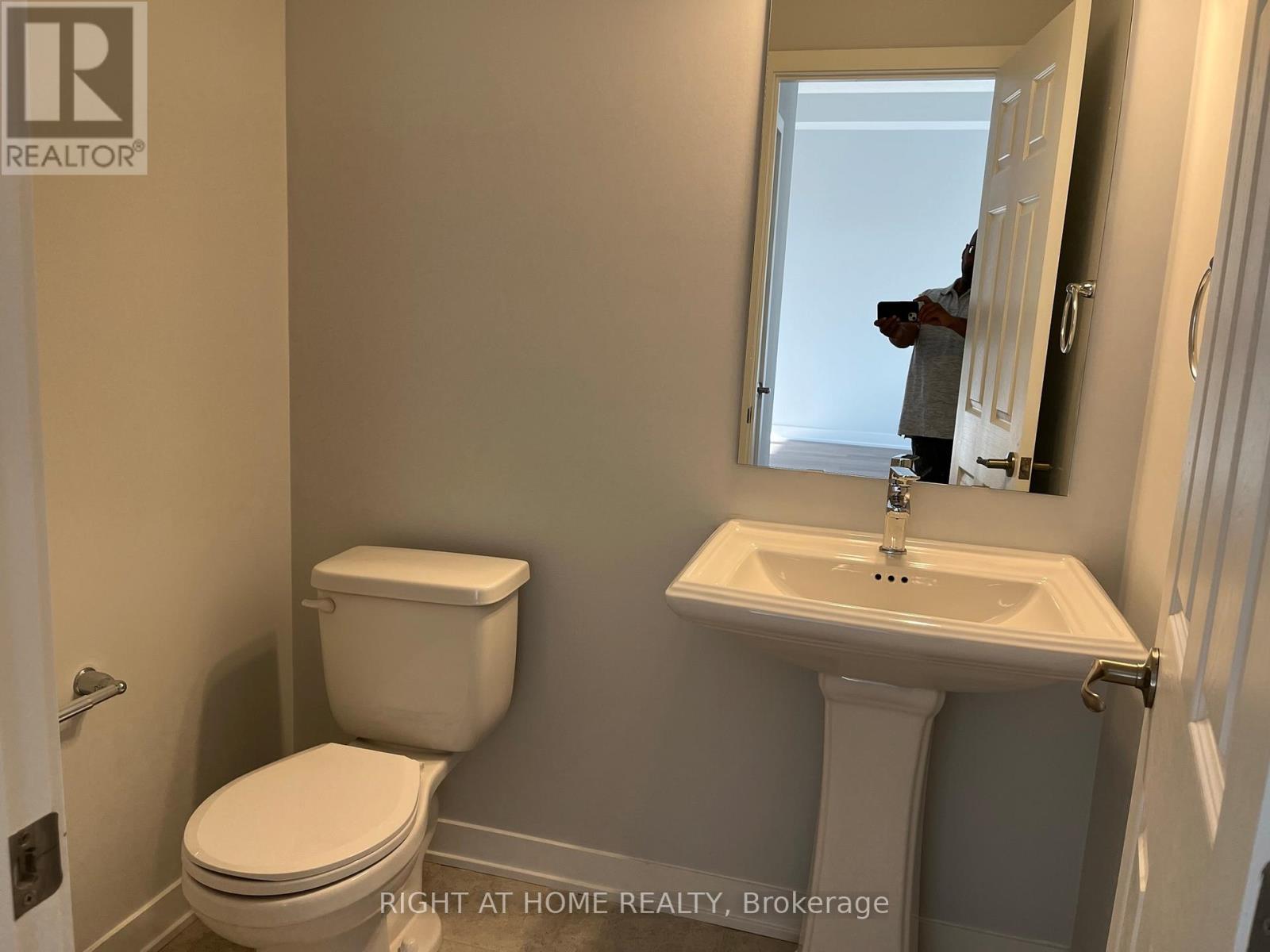 641 Allied Mews, Ottawa, Ontario  K2S 3A1 - Photo 12 - X13108868