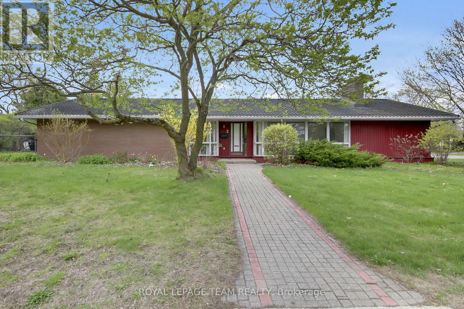 2 ALEUTIAN ROAD, Ottawa, Ontario