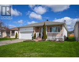 11 DECARIA BOULEVARD, Perth, Ontario