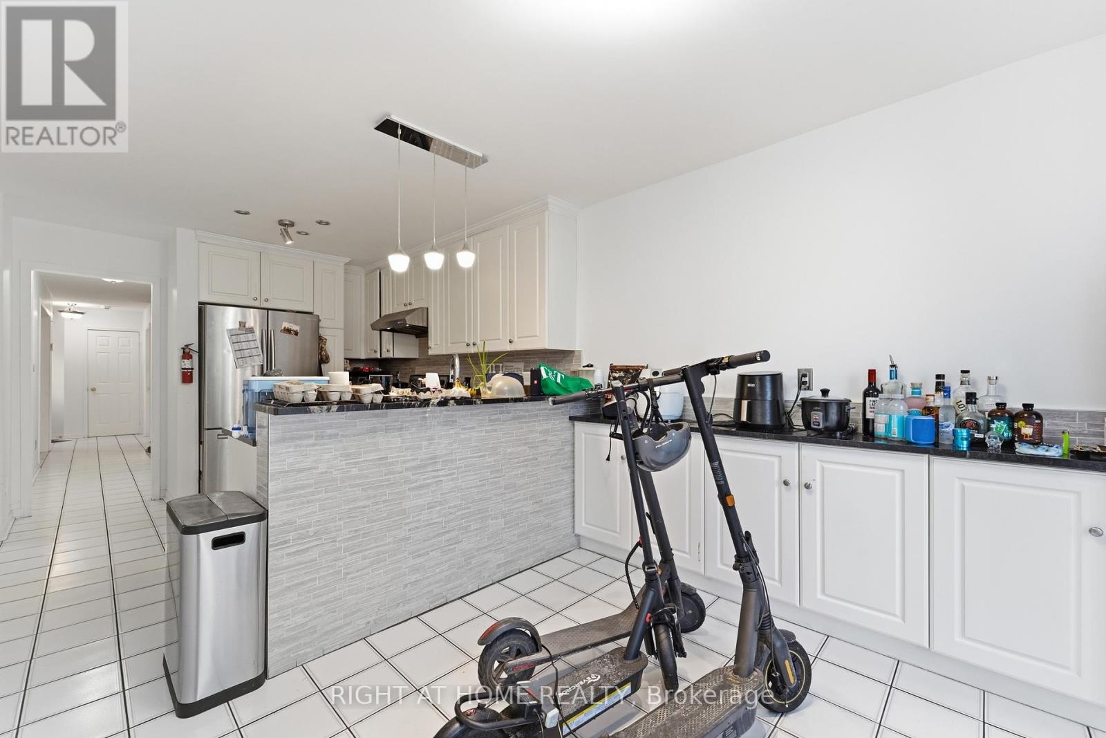 141 Sandown Avenue E, Toronto, Ontario  M1N 3W6 - Photo 12 - E13108878