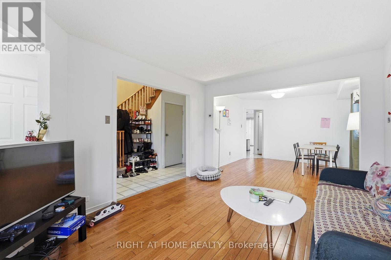 141 Sandown Avenue E, Toronto, Ontario  M1N 3W6 - Photo 5 - E13108878