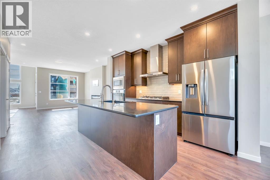 130 Royston Park NW, Calgary, Alberta  T3L 0G9 - Photo 11 - A2301388