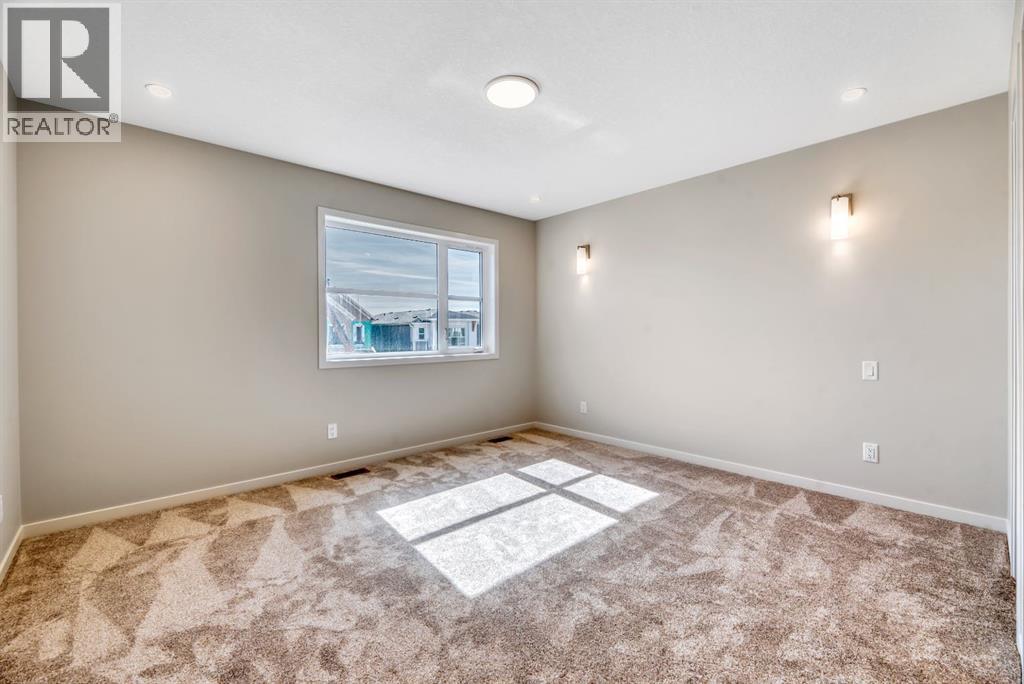 130 Royston Park NW, Calgary, Alberta  T3L 0G9 - Photo 27 - A2301388