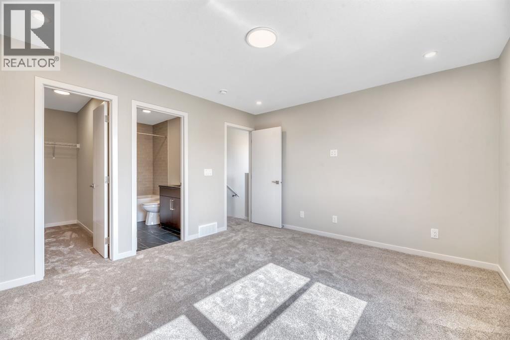 130 Royston Park NW, Calgary, Alberta  T3L 0G9 - Photo 28 - A2301388