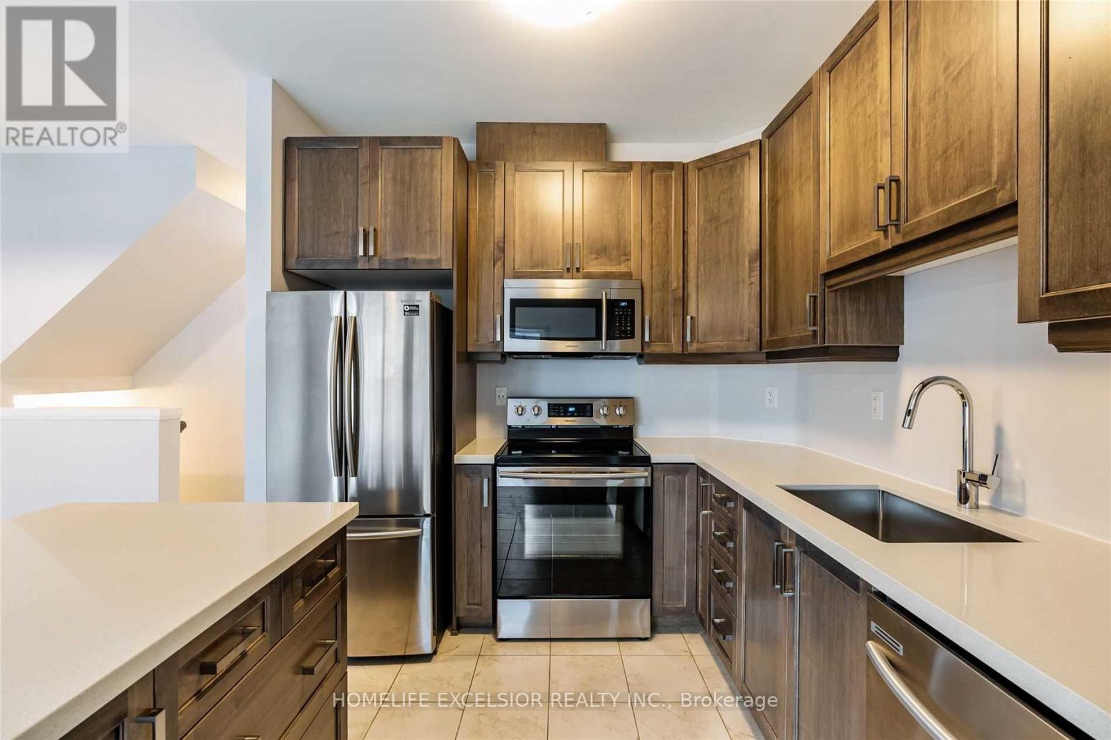 115 Columbus Gate, Hamilton, Ontario L8J 0L3 - Photo 5 - X13108890
