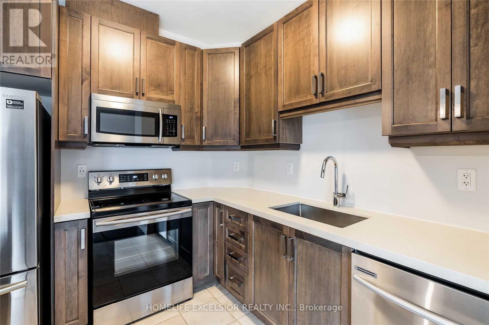 115 Columbus Gate, Hamilton, Ontario L8J 0L3 - Photo 8 - X13108890