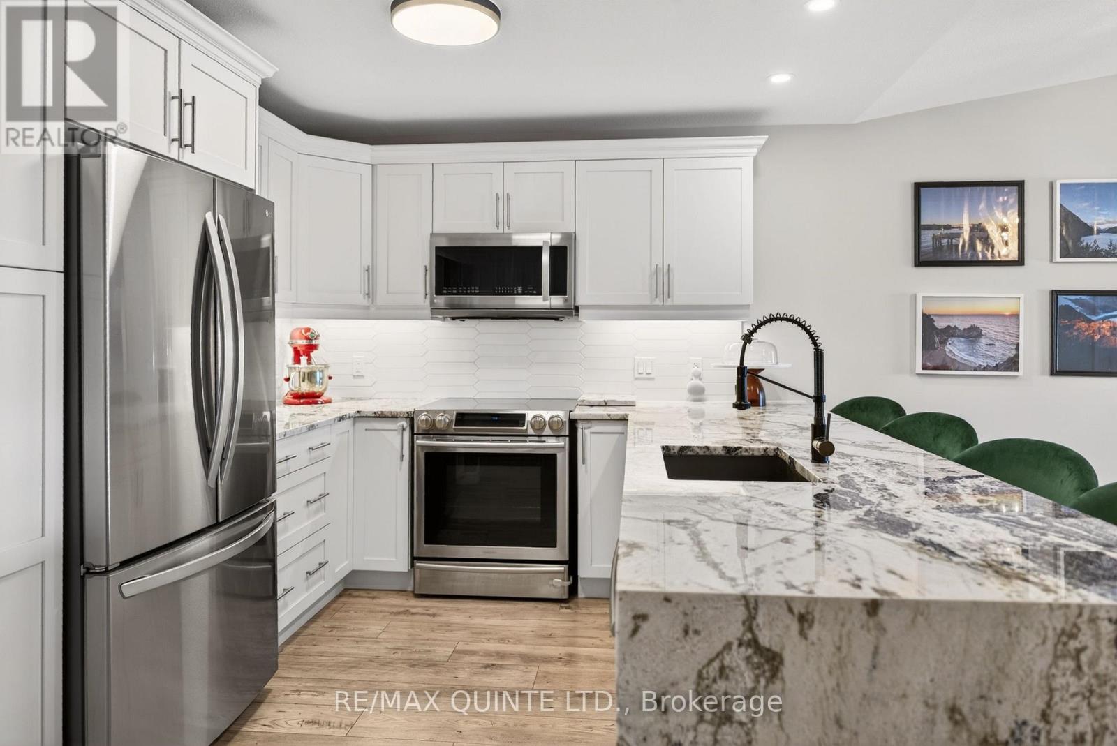 84 Spruce Gardens, Belleville, Ontario  K8N 0B7 - Photo 8 - X13043182