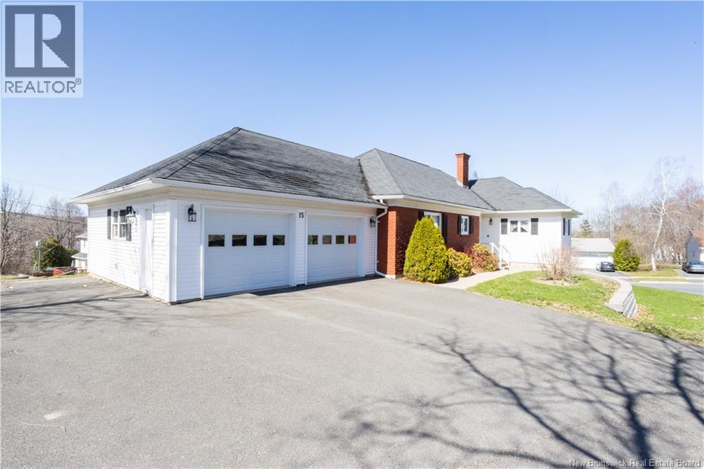 15 Talisman Crescent, Fredericton, New Brunswick  E3C 1L9 - Photo 3 - NB138407
