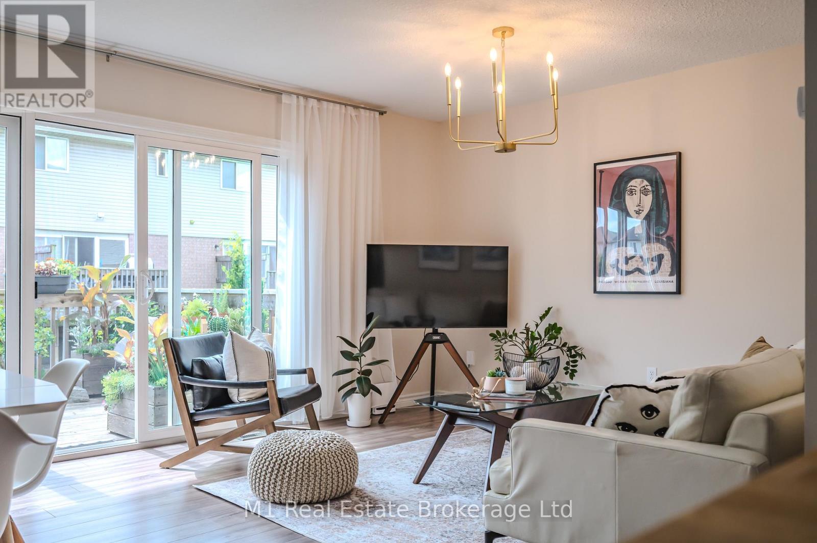 17 - 361 Arkell Road, Guelph, Ontario  N1L 1E5 - Photo 1 - X13108896