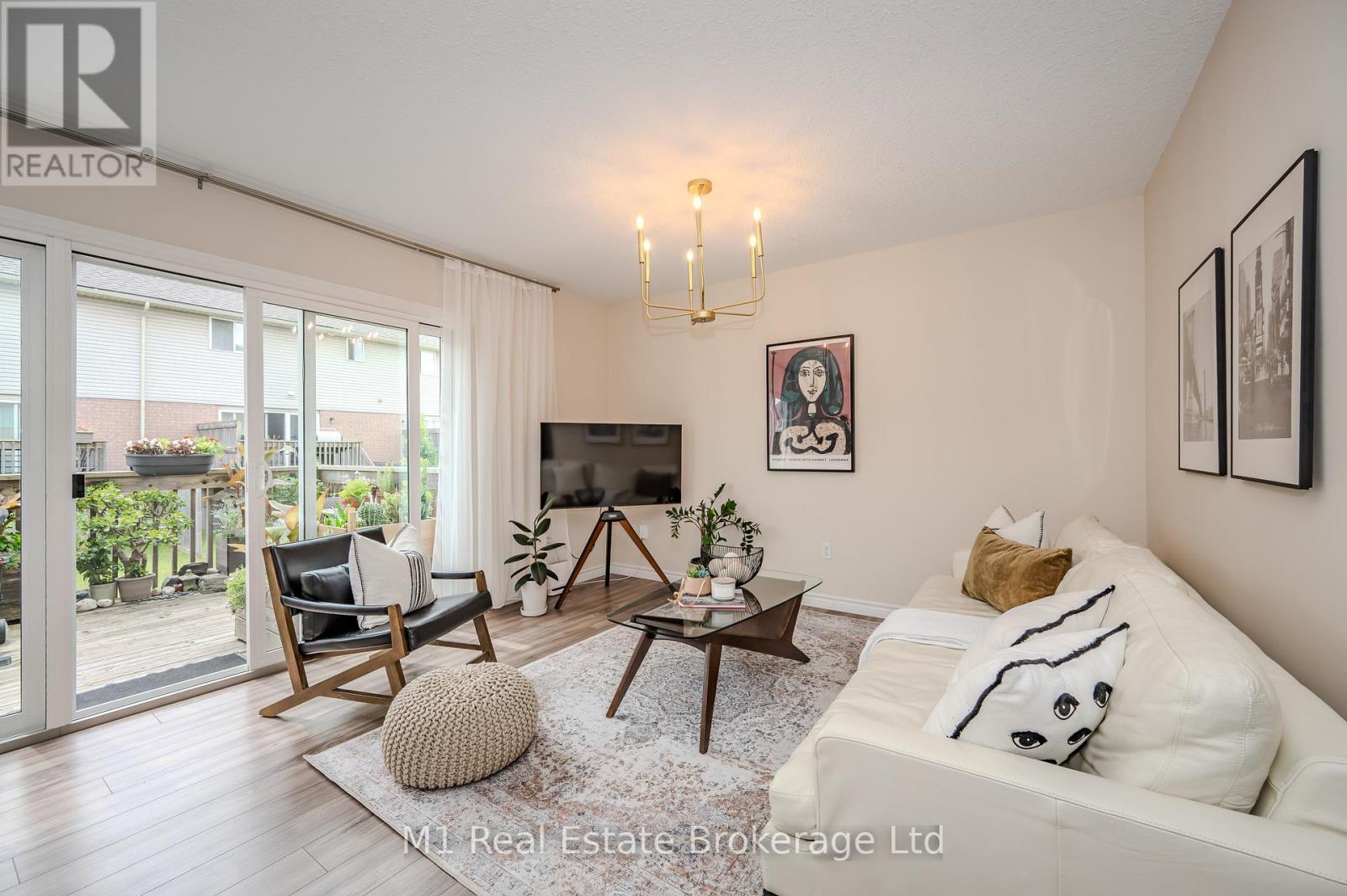 17 - 361 Arkell Road, Guelph, Ontario  N1L 1E5 - Photo 2 - X13108896