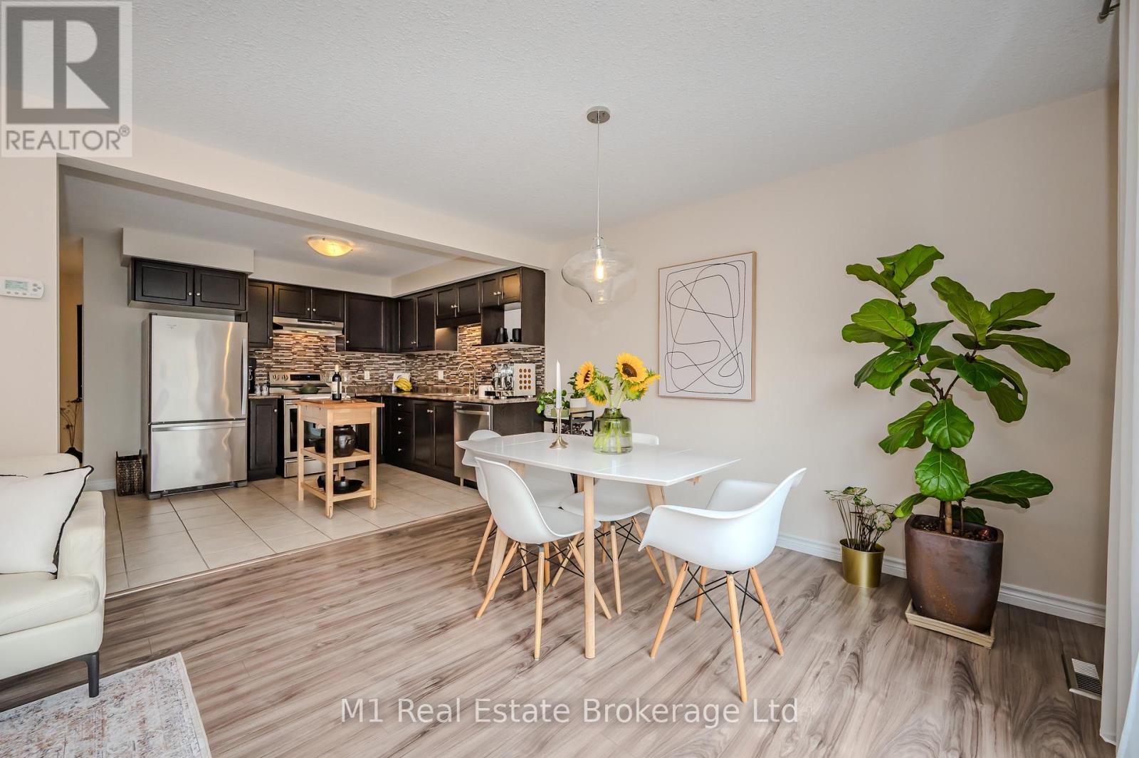 17 - 361 Arkell Road, Guelph, Ontario  N1L 1E5 - Photo 8 - X13108896