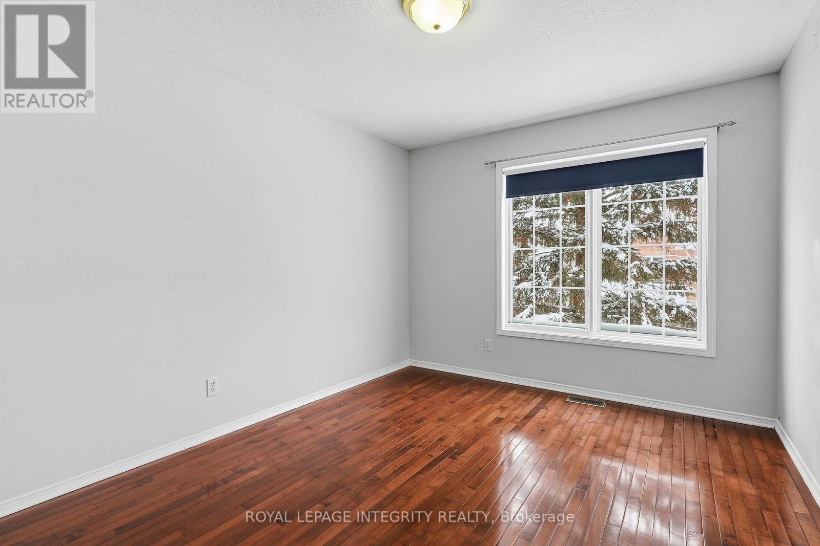 2104 Sandy Oaks Drive, Ottawa, Ontario  K1W 1H5 - Photo 21 - X12848580