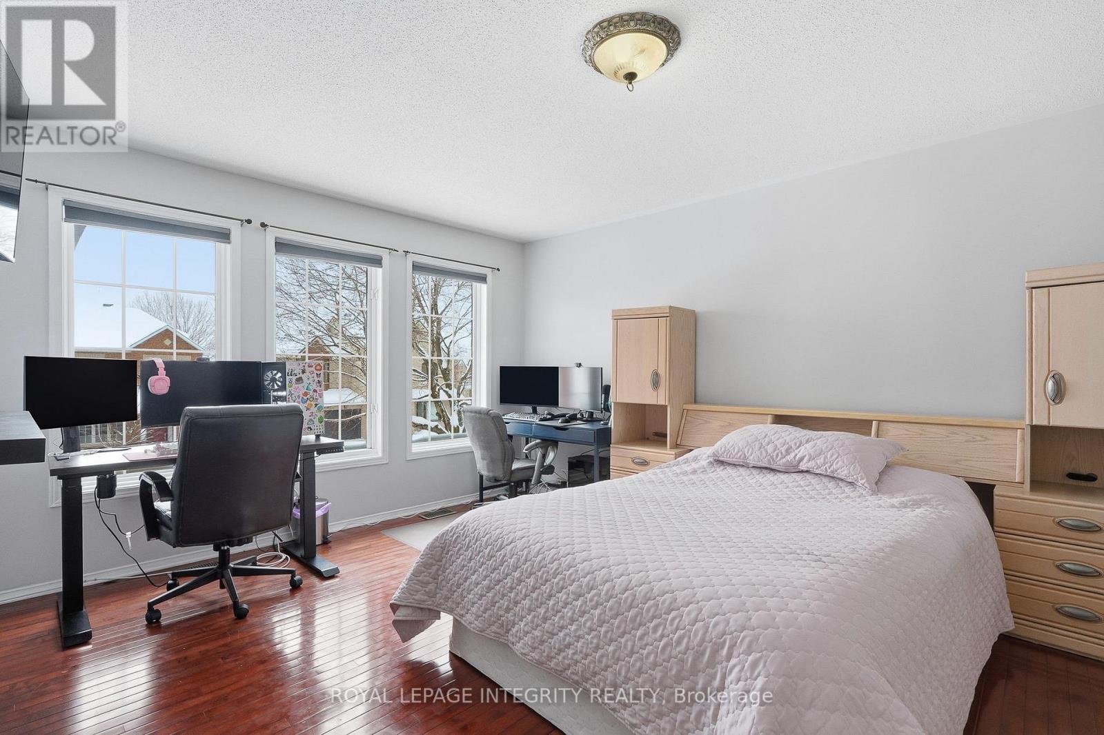 2104 Sandy Oaks Drive, Ottawa, Ontario  K1W 1H5 - Photo 14 - X12848580