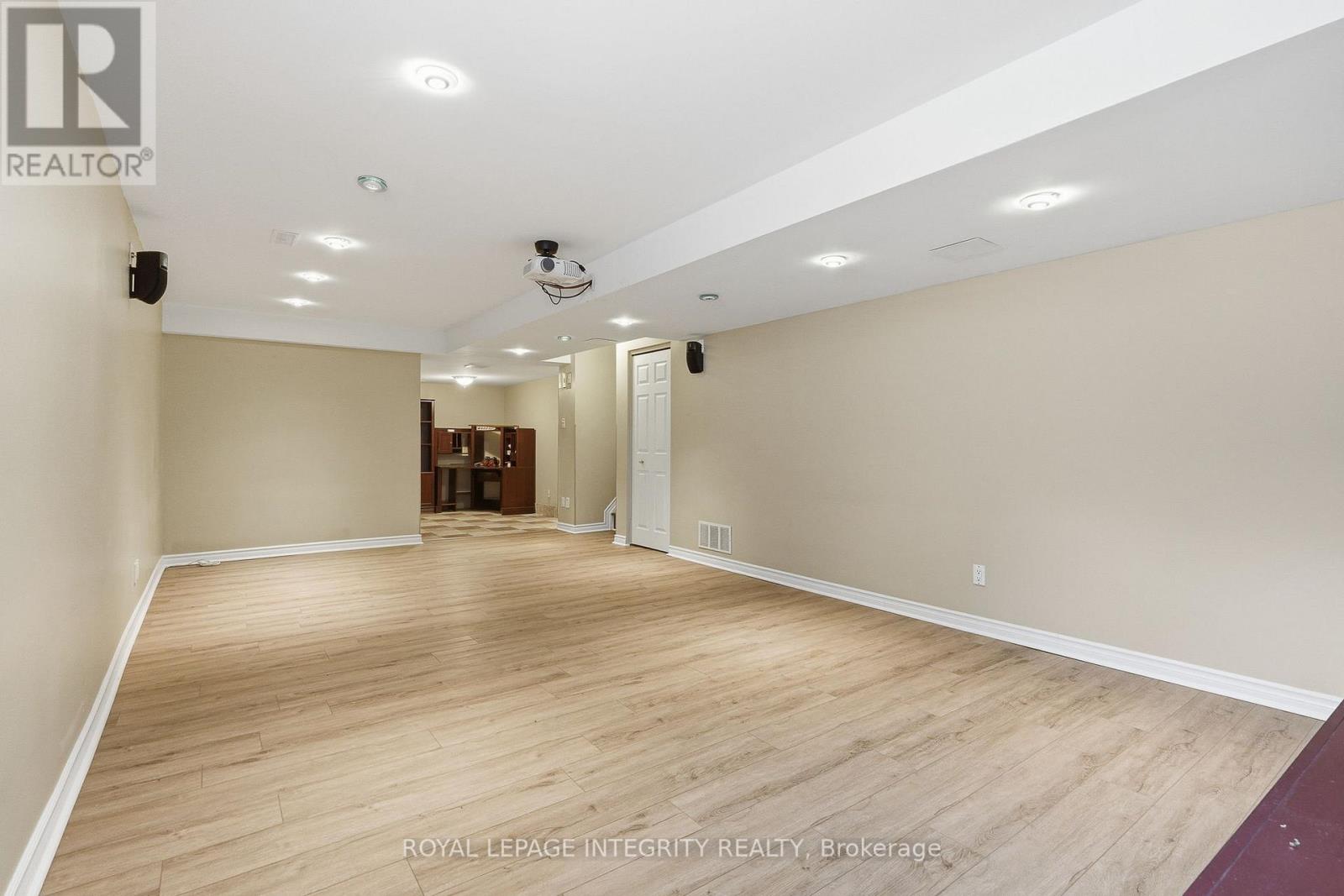 2104 Sandy Oaks Drive, Ottawa, Ontario  K1W 1H5 - Photo 27 - X12848580