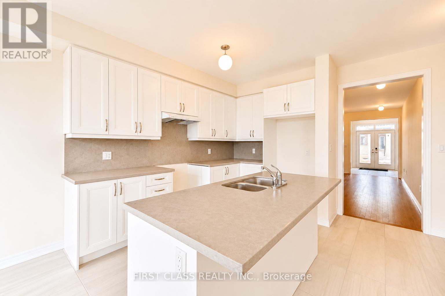 9 Percheron Court, Markham, Ontario  L6C 3T5 - Photo 10 - N13106180