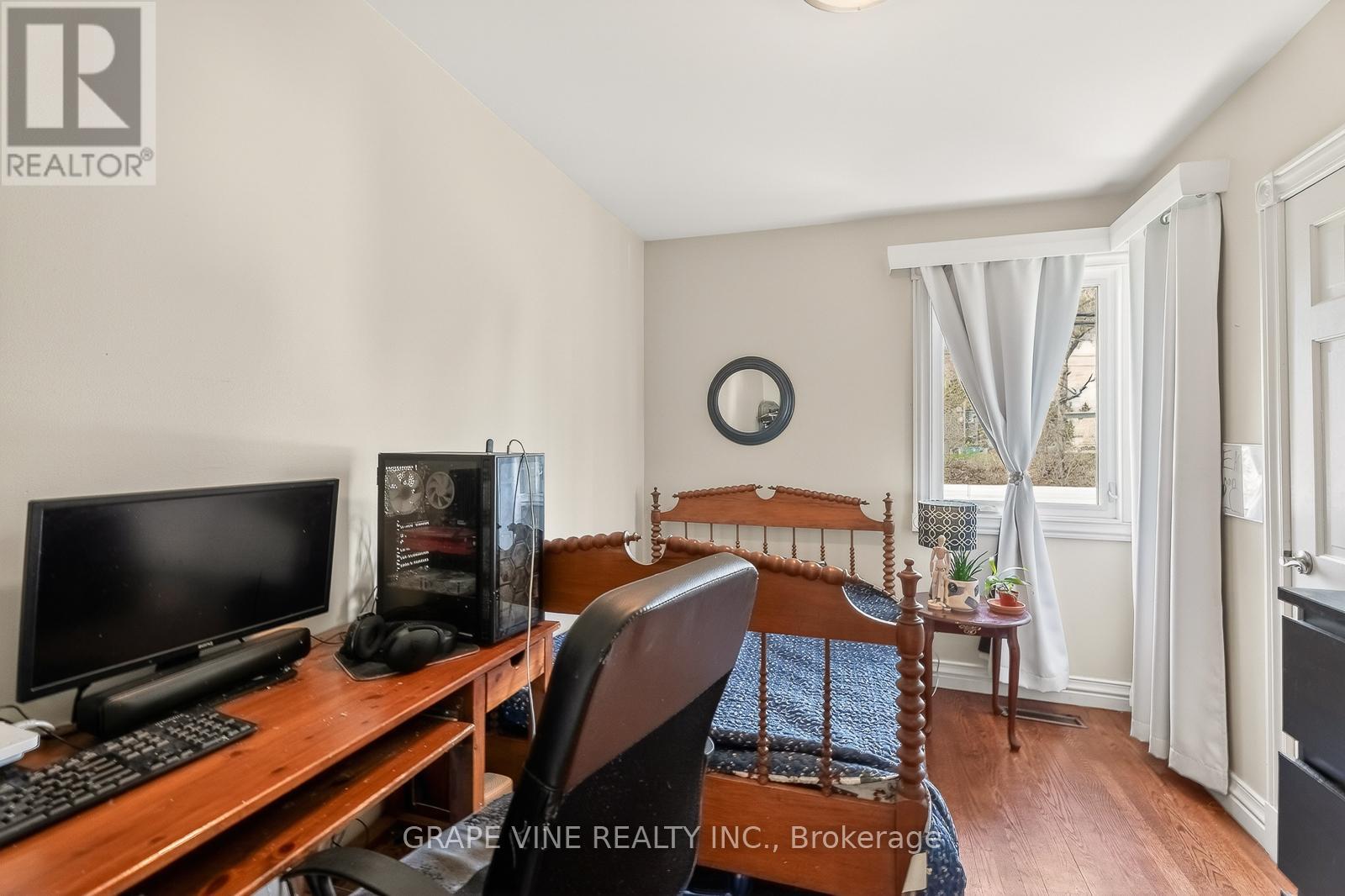 46 Macfarlane Road, Ottawa, Ontario  K2E 6V5 - Photo 13 - X13108908