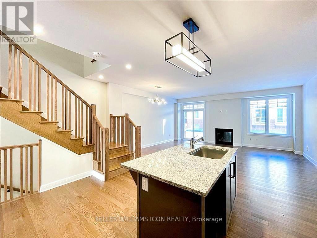 56 Loggerhead Heights, Ottawa, Ontario  K2T 0R9 - Photo 7 - X13108910