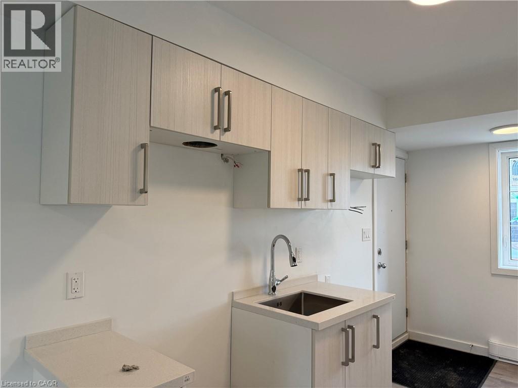 127 HIGHRIVER Trail Unit# Lower, Welland, Ontario