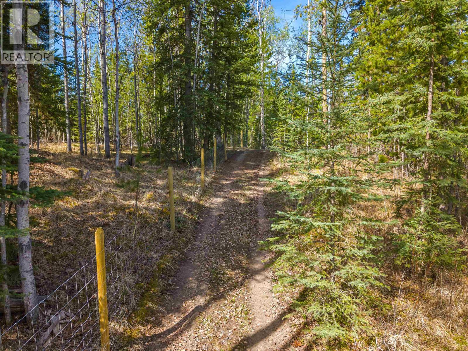 6324 Wolfe Road, 100 Mile House, British Columbia  V0K 2E3 - Photo 28 - R3096184