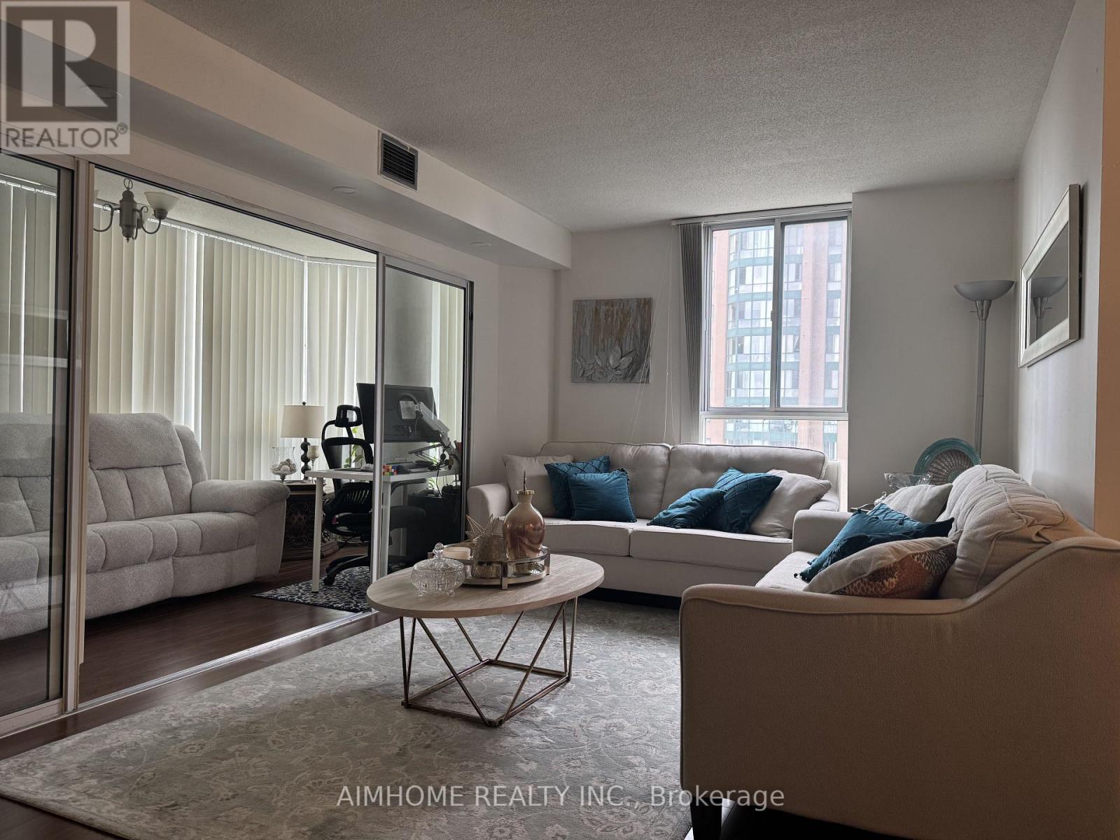 1504 - 115 Hillcrest Avenue, Mississauga, Ontario  L5B 3Y9 - Photo 17 - W13108902