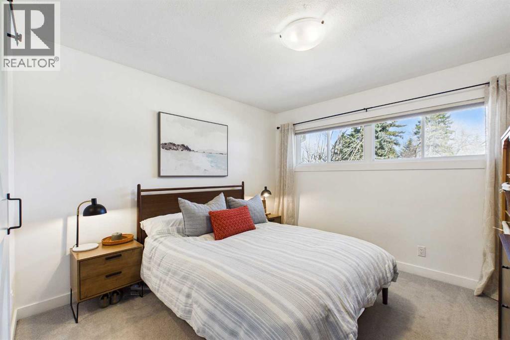 24 Henefer Road SW, Calgary, Alberta  T2V 3B4 - Photo 19 - A2308353