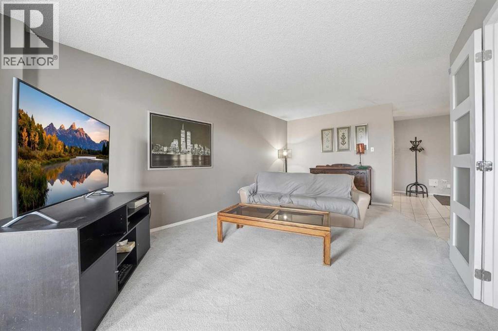 704, 718 12 Avenue SW, Calgary, Alberta  T2R 0H7 - Photo 3 - A2299180