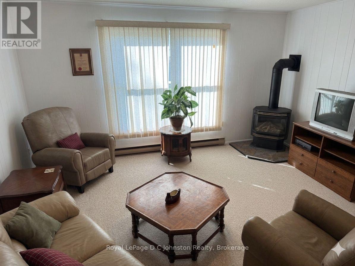 21 Victoria Street S, Saugeen Shores, Ontario  N0H 2L0 - Photo 18 - X13077162