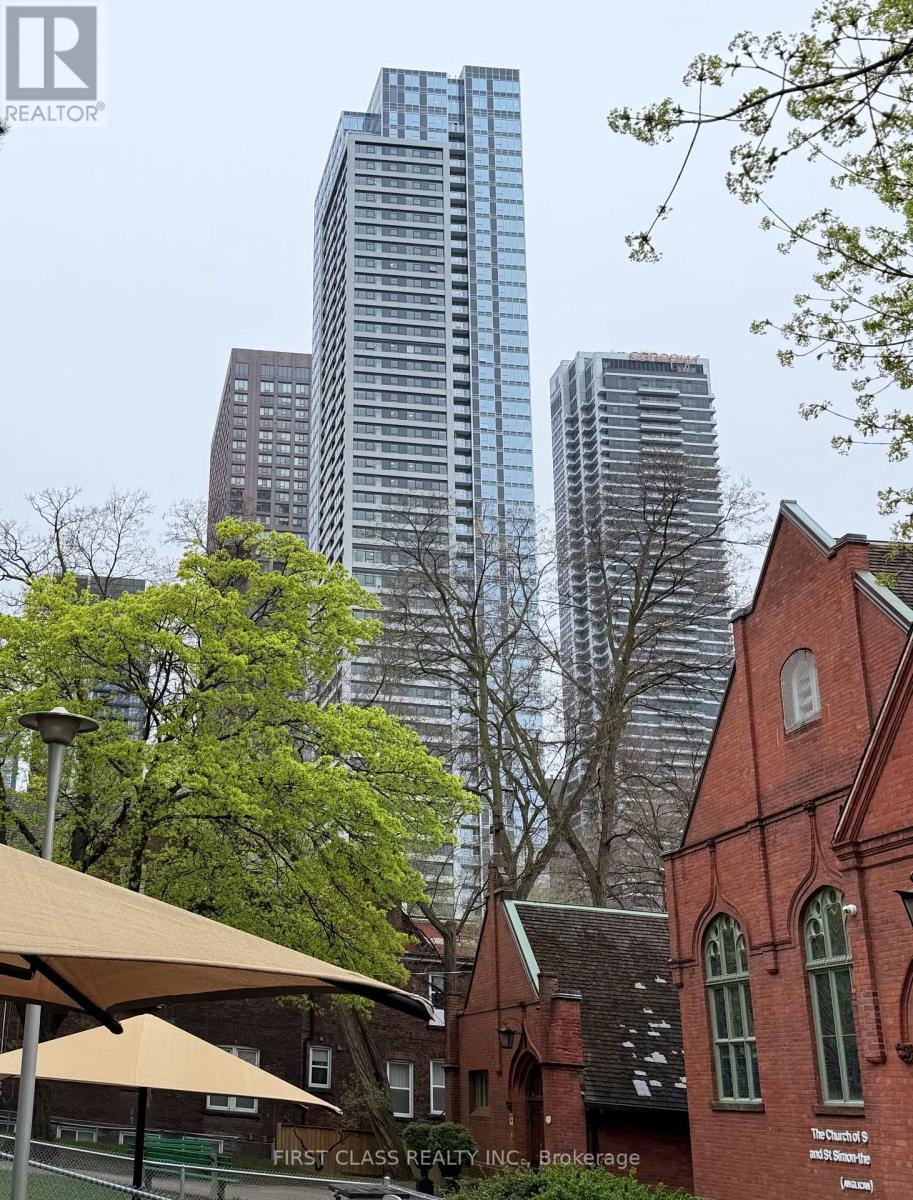 701 - 609 SHERBOURNE STREET, Toronto, Ontario