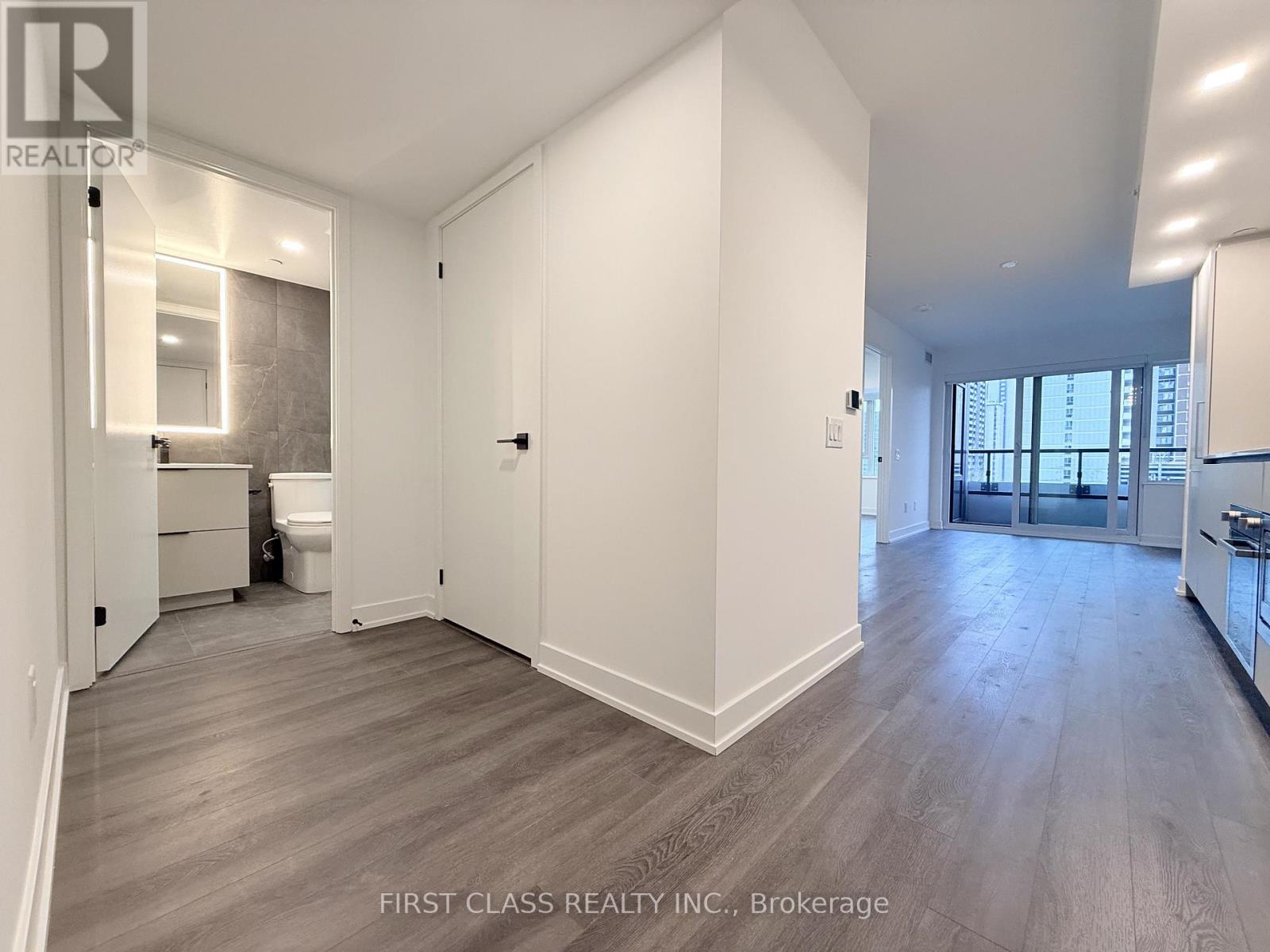 701 - 609 Sherbourne Street, Toronto, Ontario  M4X 0A4 - Photo 3 - C13108956