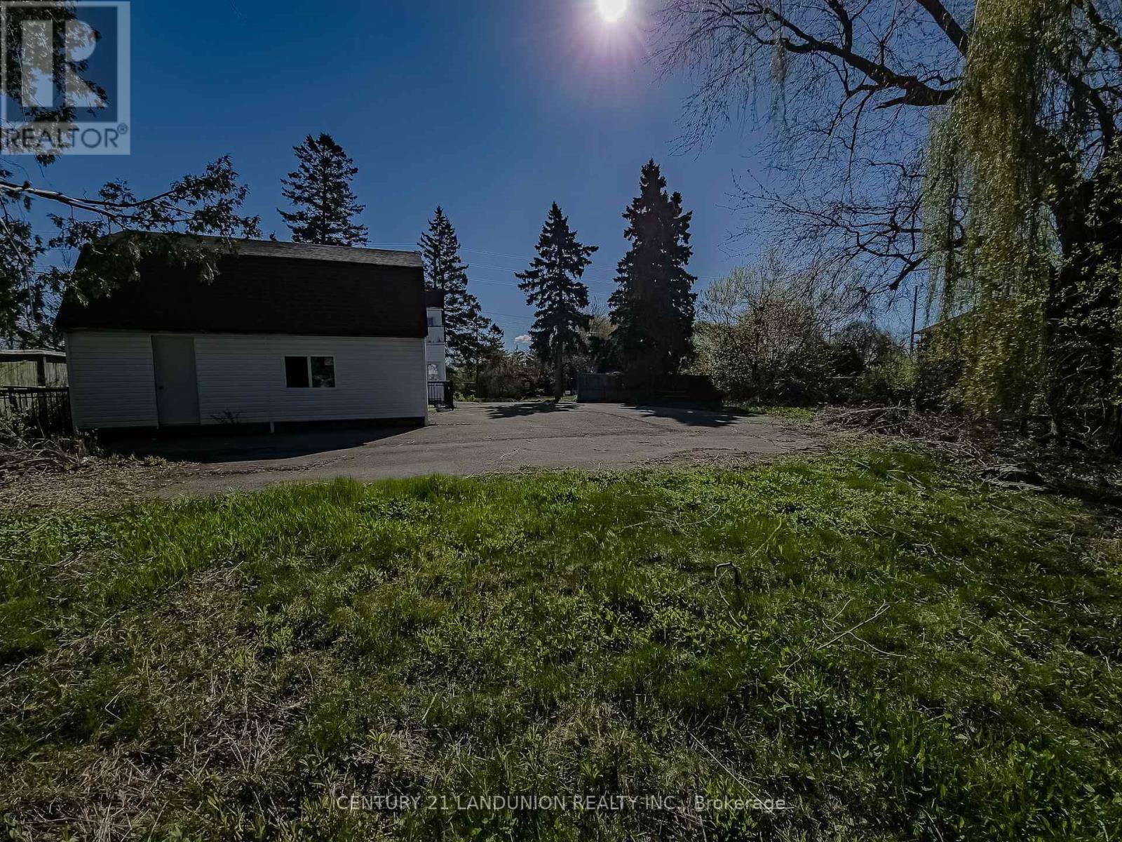 11960 Yonge Street, Richmond Hill, Ontario  L4E 3N6 - Photo 7 - N12933530